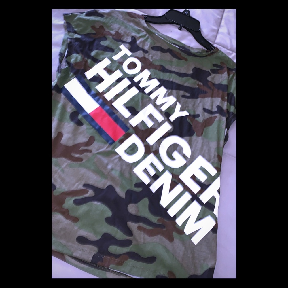Cap Sleeve Tommy Hilfiger camo shirt